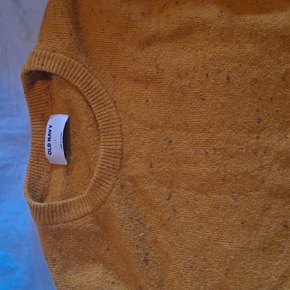 Sweater - Picture 2 of 4